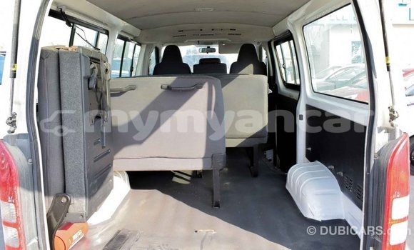 Buy Import Toyota Hiace White Car in Import - Dubai in Ayeyarwady Buy Import Toyota Hiace White Car in Import - Dubai in Ayeyarwady