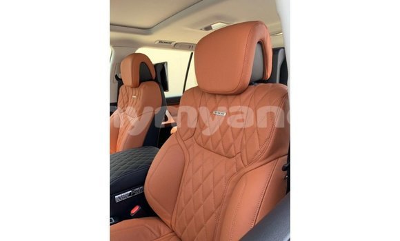 Buy Import Toyota Land Cruiser Black Car in Import - Dubai in Ayeyarwady Buy Import Toyota Land Cruiser Black Car in Import - Dubai in Ayeyarwady