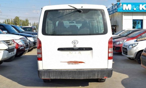Buy Import Toyota Hiace White Car in Import - Dubai in Ayeyarwady Buy Import Toyota Hiace White Car in Import - Dubai in Ayeyarwady