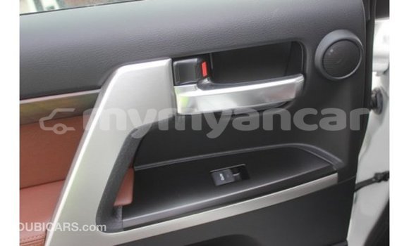 Buy Import Toyota Land Cruiser White Car in Import - Dubai in Ayeyarwady Buy Import Toyota Land Cruiser White Car in Import - Dubai in Ayeyarwady