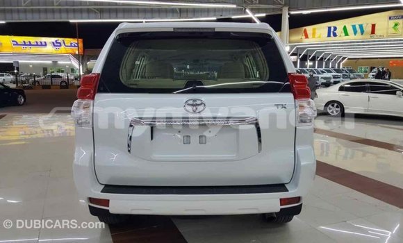 သွင်းကုန် Toyota Prado White ကား Import - Dubai Ayeyarwady သွင်းကုန် Toyota Prado White ကား Import - Dubai Ayeyarwady