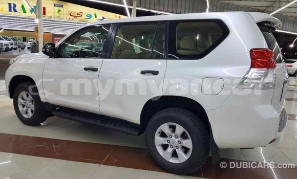 သွင်းကုန် Toyota Prado White ကား Import - Dubai Ayeyarwady သွင်းကုန် Toyota Prado White ကား Import - Dubai Ayeyarwady