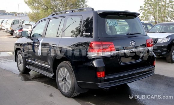 Buy Import Toyota Land Cruiser Black Car in Import - Dubai in Ayeyarwady Buy Import Toyota Land Cruiser Black Car in Import - Dubai in Ayeyarwady