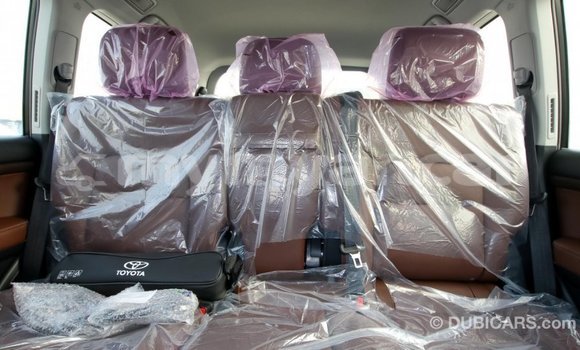 Buy Import Toyota Land Cruiser Black Car in Import - Dubai in Ayeyarwady Buy Import Toyota Land Cruiser Black Car in Import - Dubai in Ayeyarwady