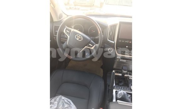 Buy Import Toyota Land Cruiser Black Car in Import - Dubai in Ayeyarwady Buy Import Toyota Land Cruiser Black Car in Import - Dubai in Ayeyarwady