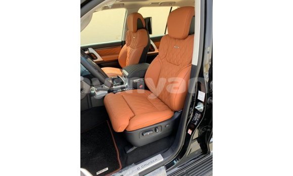 Buy Import Toyota Land Cruiser Black Car in Import - Dubai in Ayeyarwady Buy Import Toyota Land Cruiser Black Car in Import - Dubai in Ayeyarwady