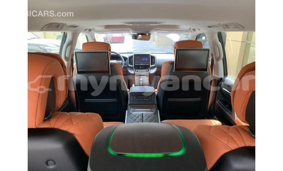 Buy Import Toyota Land Cruiser Black Car in Import - Dubai in Ayeyarwady Buy Import Toyota Land Cruiser Black Car in Import - Dubai in Ayeyarwady