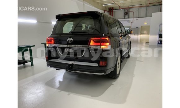 Buy Import Toyota Land Cruiser Black Car in Import - Dubai in Ayeyarwady Buy Import Toyota Land Cruiser Black Car in Import - Dubai in Ayeyarwady