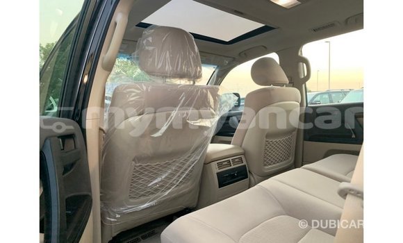 Buy Import Toyota Land Cruiser Black Car in Import - Dubai in Ayeyarwady Buy Import Toyota Land Cruiser Black Car in Import - Dubai in Ayeyarwady