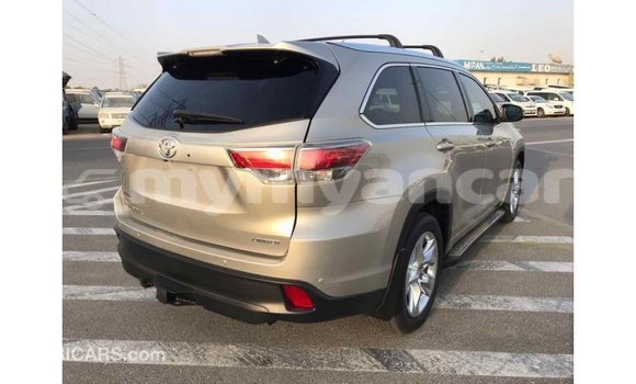 Acheter Import Voiture Toyota Highlander Beige à Import - Dubai, #<Region:0x000000000c5121b8> Acheter Import Voiture Toyota Highlander Beige à Import - Dubai, #<Region:0x000000000c5121b8>