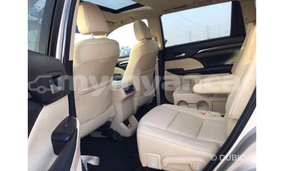 Acheter Import Voiture Toyota Highlander Beige à Import - Dubai, #<Region:0x000000000c5121b8> Acheter Import Voiture Toyota Highlander Beige à Import - Dubai, #<Region:0x000000000c5121b8>