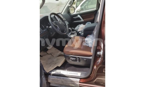 Buy Import Toyota Land Cruiser Brown Car in Import - Dubai in Ayeyarwady Buy Import Toyota Land Cruiser Brown Car in Import - Dubai in Ayeyarwady
