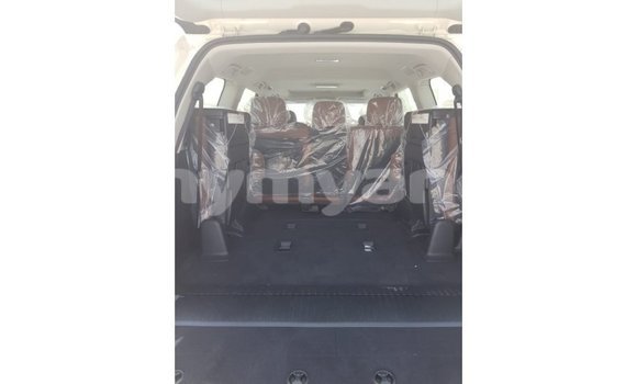 Buy Import Toyota Land Cruiser Brown Car in Import - Dubai in Ayeyarwady Buy Import Toyota Land Cruiser Brown Car in Import - Dubai in Ayeyarwady