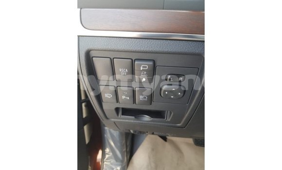 Buy Import Toyota Land Cruiser Brown Car in Import - Dubai in Ayeyarwady Buy Import Toyota Land Cruiser Brown Car in Import - Dubai in Ayeyarwady