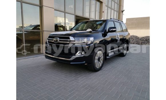 Buy Import Toyota Land Cruiser Black Car in Import - Dubai in Ayeyarwady Buy Import Toyota Land Cruiser Black Car in Import - Dubai in Ayeyarwady