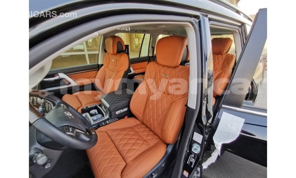 Buy Import Toyota Land Cruiser Black Car in Import - Dubai in Ayeyarwady Buy Import Toyota Land Cruiser Black Car in Import - Dubai in Ayeyarwady
