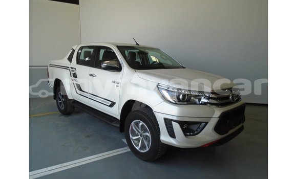 Buy Import Toyota Hilux White Car in Import - Dubai in Ayeyarwady Buy Import Toyota Hilux White Car in Import - Dubai in Ayeyarwady