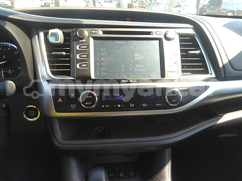 Big with watermark toyota highlander yangon yangon 1272