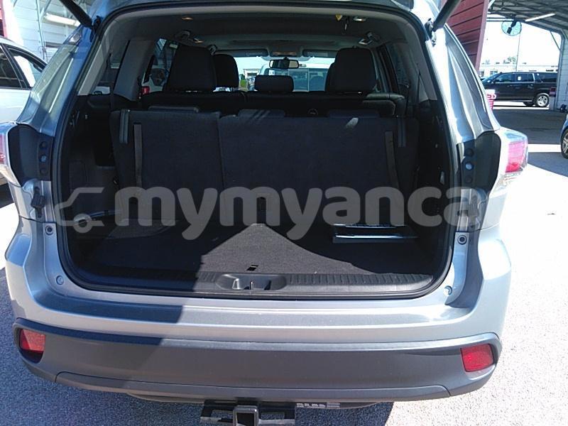 Big with watermark toyota highlander yangon yangon 1272