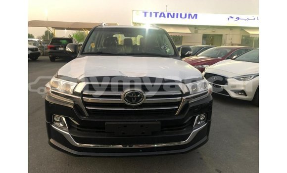 Buy Import Toyota Land Cruiser Black Car in Import - Dubai in Ayeyarwady Buy Import Toyota Land Cruiser Black Car in Import - Dubai in Ayeyarwady