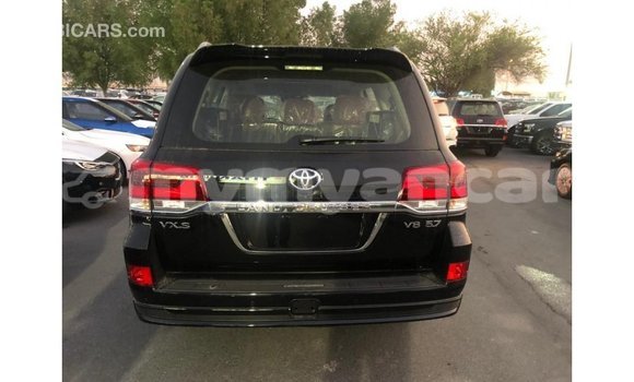 Buy Import Toyota Land Cruiser Black Car in Import - Dubai in Ayeyarwady Buy Import Toyota Land Cruiser Black Car in Import - Dubai in Ayeyarwady
