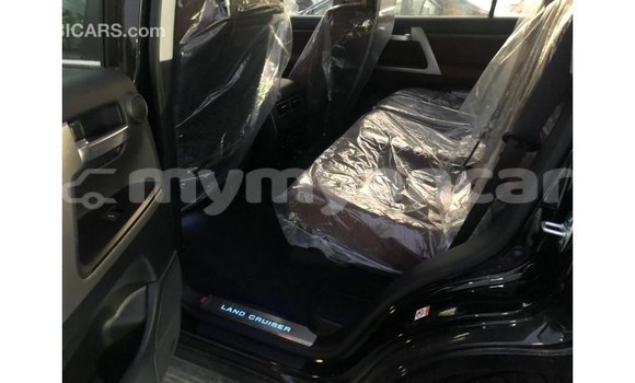 Buy Import Toyota Land Cruiser Black Car in Import - Dubai in Ayeyarwady Buy Import Toyota Land Cruiser Black Car in Import - Dubai in Ayeyarwady