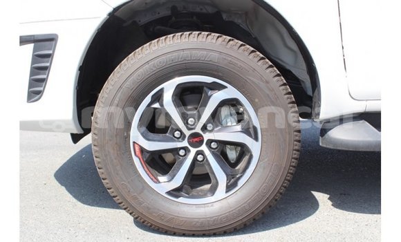 Buy Import Toyota Hilux White Car in Import - Dubai in Ayeyarwady Buy Import Toyota Hilux White Car in Import - Dubai in Ayeyarwady