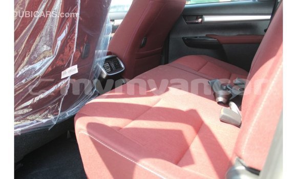 Buy Import Toyota Hilux White Car in Import - Dubai in Ayeyarwady Buy Import Toyota Hilux White Car in Import - Dubai in Ayeyarwady