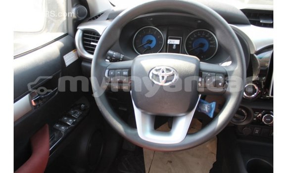 Buy Import Toyota Hilux White Car in Import - Dubai in Ayeyarwady Buy Import Toyota Hilux White Car in Import - Dubai in Ayeyarwady