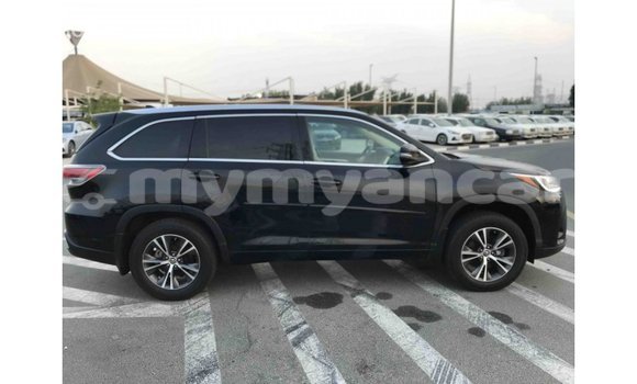 သွင်းကုန် Toyota Highlander Black ကား Import - Dubai Ayeyarwady သွင်းကုန် Toyota Highlander Black ကား Import - Dubai Ayeyarwady