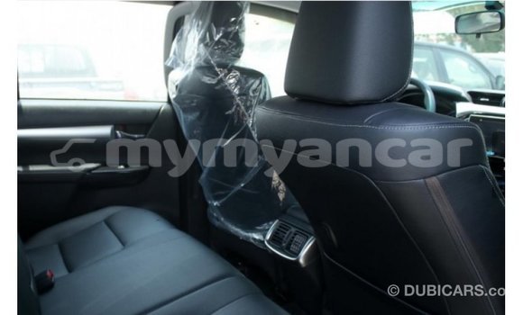 Buy Import Toyota Hilux Other Car in Import - Dubai in Ayeyarwady Buy Import Toyota Hilux Other Car in Import - Dubai in Ayeyarwady