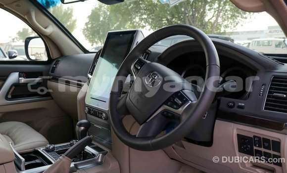 Buy Import Toyota Land Cruiser White Car in Import - Dubai in Ayeyarwady Buy Import Toyota Land Cruiser White Car in Import - Dubai in Ayeyarwady