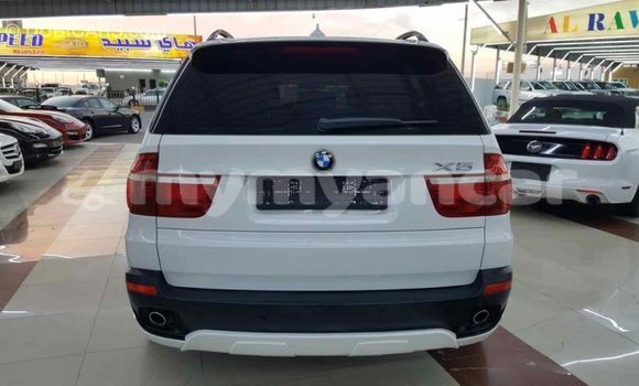 သွင်းကုန် BMW C White စက်ဘီး Import - Dubai Ayeyarwady သွင်းကုန် BMW C White စက်ဘီး Import - Dubai Ayeyarwady