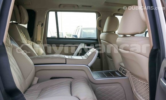 Buy Import Toyota Land Cruiser White Car in Import - Dubai in Ayeyarwady Buy Import Toyota Land Cruiser White Car in Import - Dubai in Ayeyarwady
