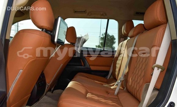 Buy Import Toyota Land Cruiser White Car in Import - Dubai in Ayeyarwady Buy Import Toyota Land Cruiser White Car in Import - Dubai in Ayeyarwady
