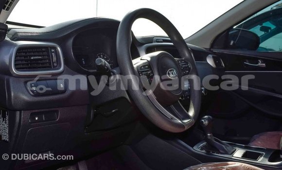 သွင်းကုန် Kia Sorento Black ကား Import - Dubai Ayeyarwady သွင်းကုန် Kia Sorento Black ကား Import - Dubai Ayeyarwady