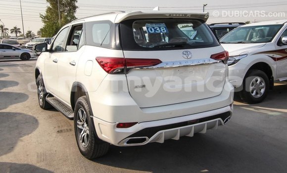 Buy Import Toyota Fortuner White Car in Import - Dubai in Ayeyarwady Buy Import Toyota Fortuner White Car in Import - Dubai in Ayeyarwady