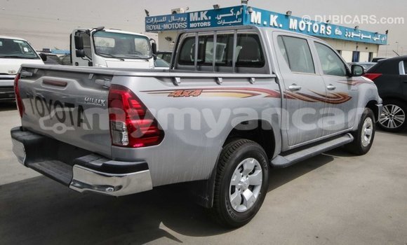 Buy Import Toyota Hilux Other Car in Import - Dubai in Ayeyarwady Buy Import Toyota Hilux Other Car in Import - Dubai in Ayeyarwady