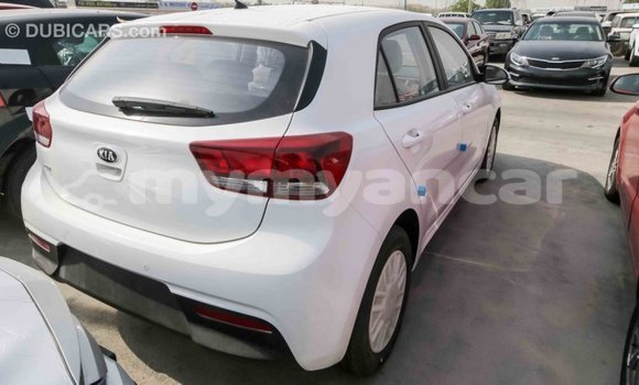 Acheter Import Voiture Kia Rio Blanc à Import - Dubai, #<Region:0x000000000c5121b8> Acheter Import Voiture Kia Rio Blanc à Import - Dubai, #<Region:0x000000000c5121b8>