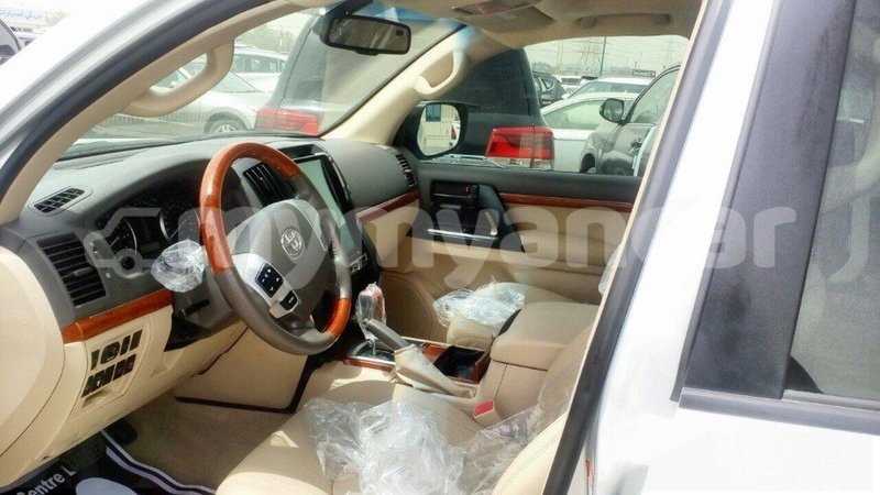 Big with watermark toyota land cruiser ayeyarwady import dubai 1320