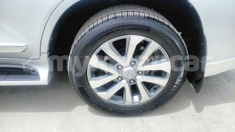 Big with watermark toyota land cruiser ayeyarwady import dubai 1320
