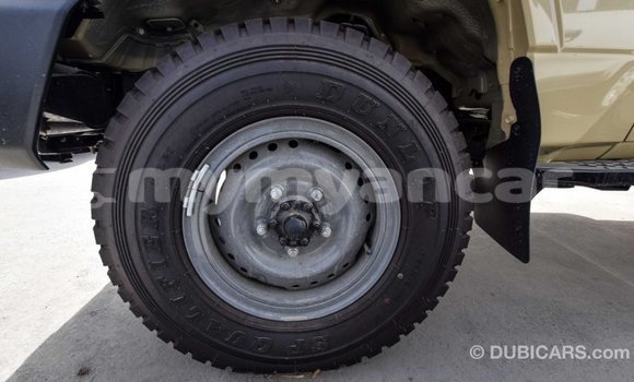 Buy Import Toyota Land Cruiser Beige Car in Import - Dubai in Ayeyarwady Buy Import Toyota Land Cruiser Beige Car in Import - Dubai in Ayeyarwady