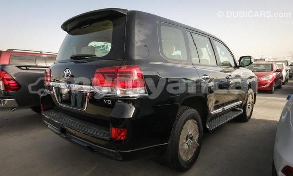 Buy Import Toyota Land Cruiser Black Car in Import - Dubai in Ayeyarwady Buy Import Toyota Land Cruiser Black Car in Import - Dubai in Ayeyarwady