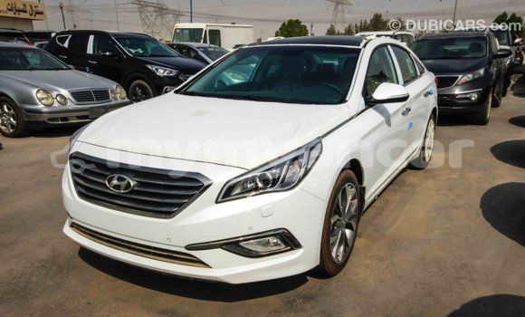 Buy Import Hyundai Sonata White Car in Import - Dubai in Ayeyarwady Buy Import Hyundai Sonata White Car in Import - Dubai in Ayeyarwady