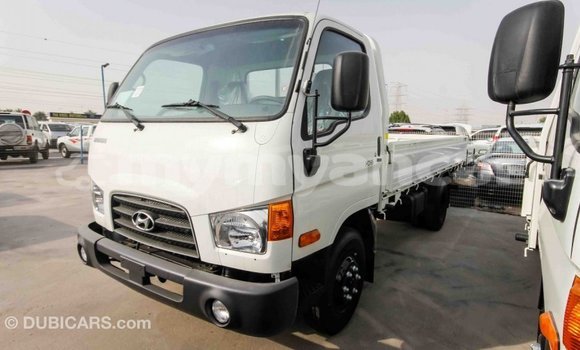 Buy Import Hyundai Accent White Car in Import - Dubai in Ayeyarwady Buy Import Hyundai Accent White Car in Import - Dubai in Ayeyarwady