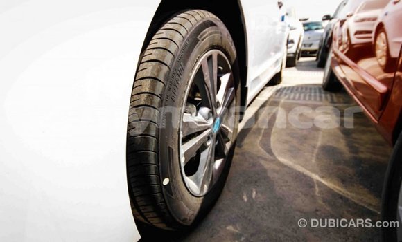 Buy Import Hyundai Elantra White Car in Import - Dubai in Ayeyarwady Buy Import Hyundai Elantra White Car in Import - Dubai in Ayeyarwady