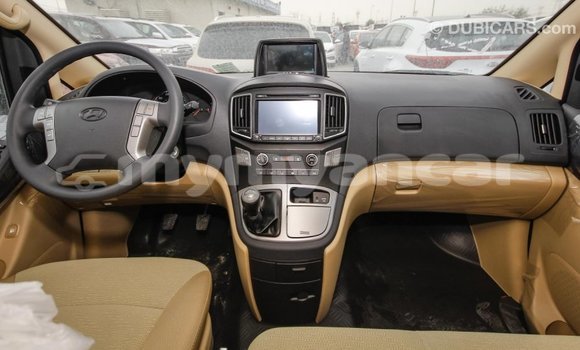 Buy Import Hyundai Accent White Car in Import - Dubai in Ayeyarwady Buy Import Hyundai Accent White Car in Import - Dubai in Ayeyarwady