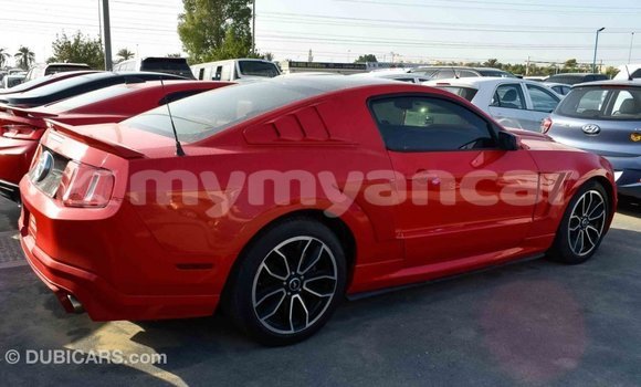 သွင်းကုန် Ford Mustang Red ကား Import - Dubai Ayeyarwady သွင်းကုန် Ford Mustang Red ကား Import - Dubai Ayeyarwady