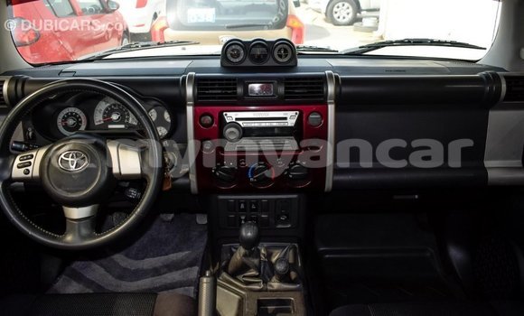 Buy Import Toyota FJ Cruiser Other Car in Import - Dubai in Ayeyarwady Buy Import Toyota FJ Cruiser Other Car in Import - Dubai in Ayeyarwady