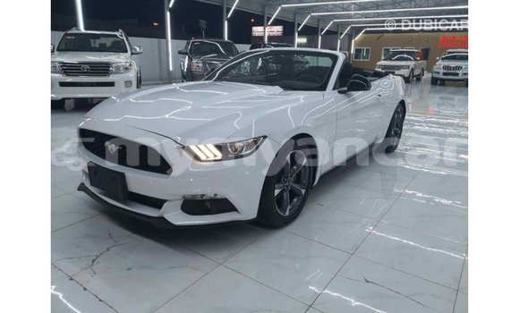 သွင်းကုန် Ford Mustang White ကား Import - Dubai Ayeyarwady သွင်းကုန် Ford Mustang White ကား Import - Dubai Ayeyarwady